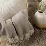 Carina Vivaraise wool and cashmere throw, Tempête blue