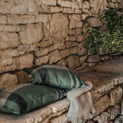 Housse de coussin Aalborg Haomy en lin lavé à petites franges - 3 couleurs subtiles