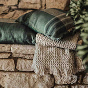 Housse de coussin Aalborg Haomy en lin lavé à petites franges - 3 couleurs subtiles