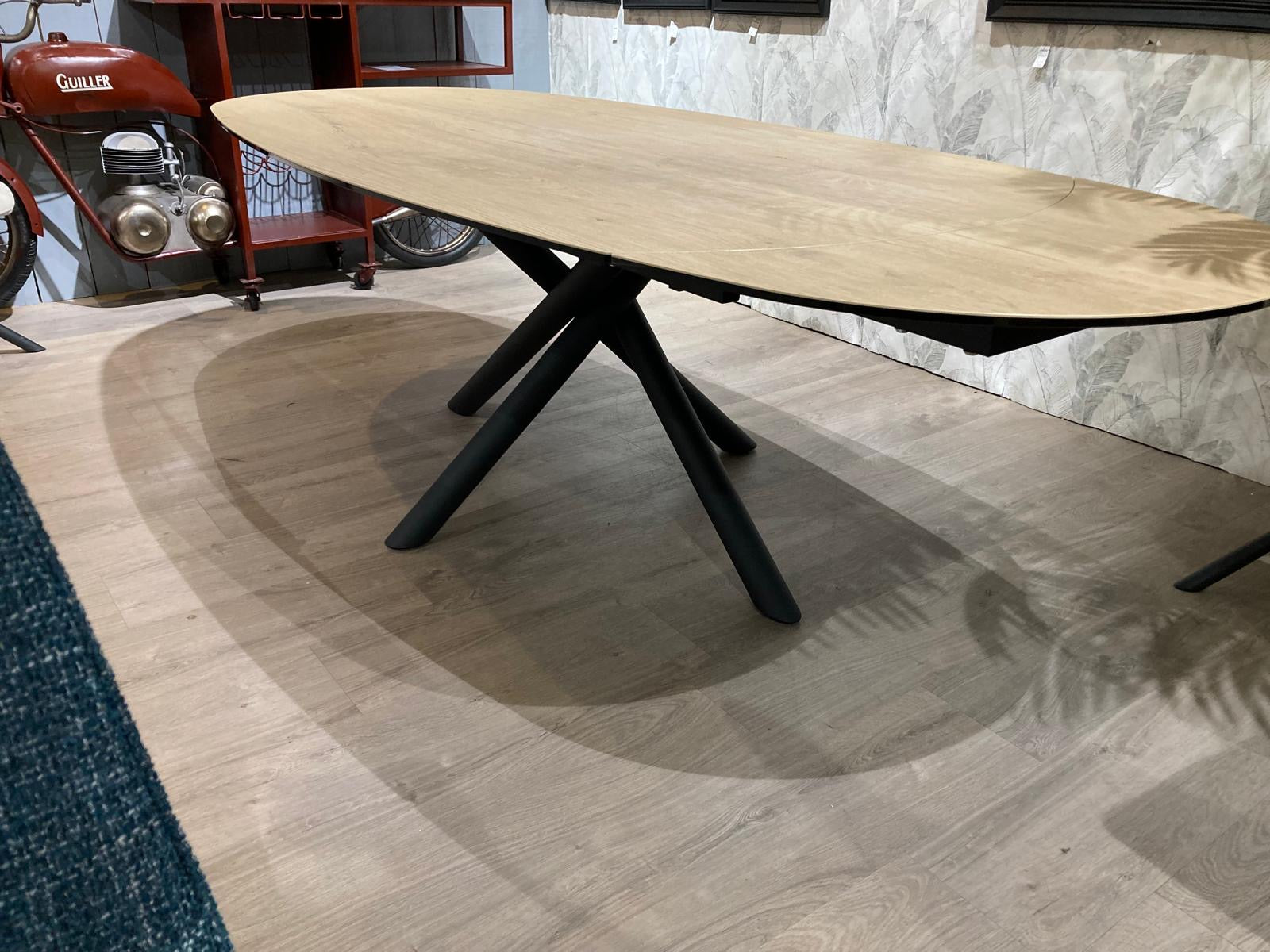 Table en céramique extensible Willard Chêne clair - Home Beddings & Curtains