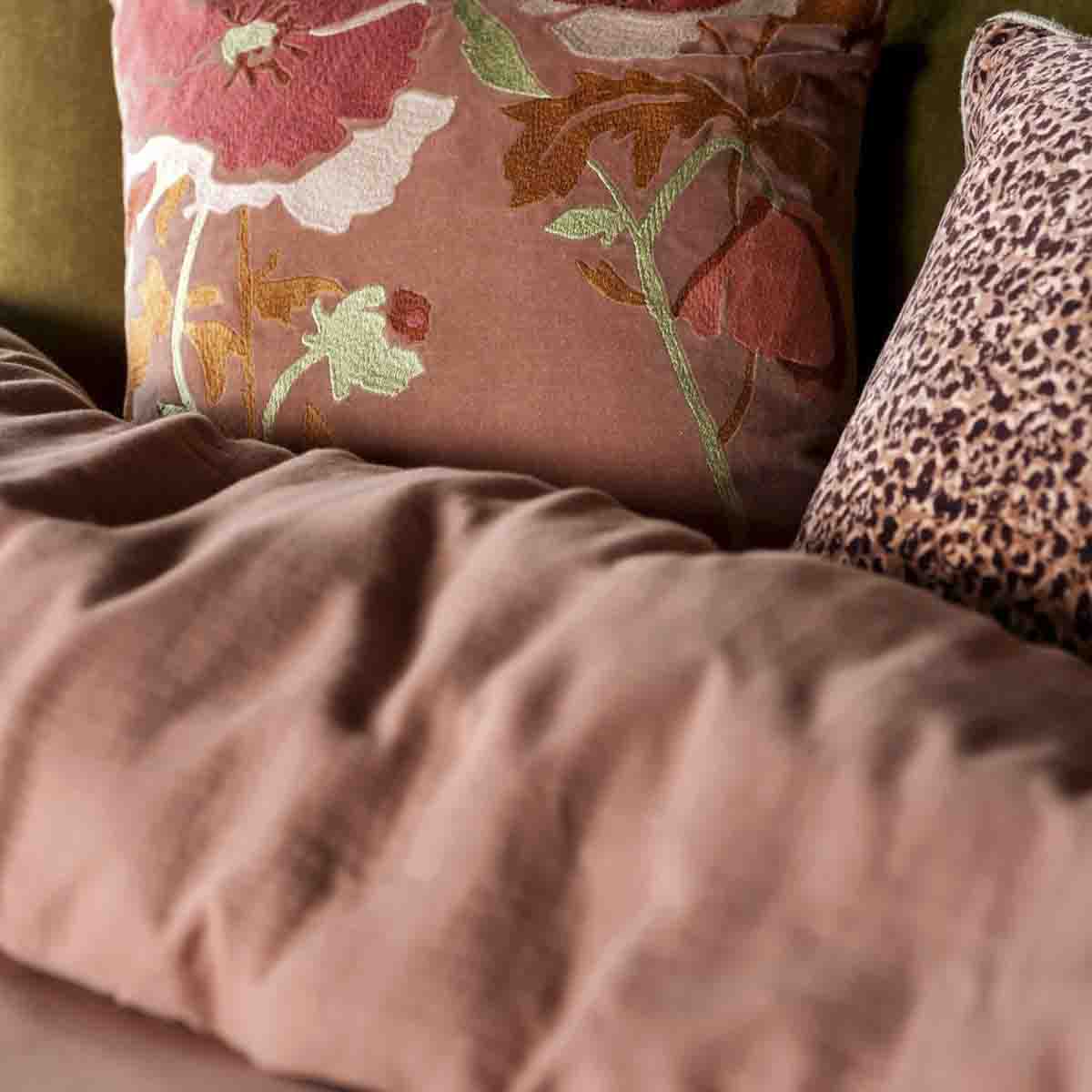 Bristol Haomy Kissen – floral bestickter Samtbezug – 4 beruhigende Farbtöne