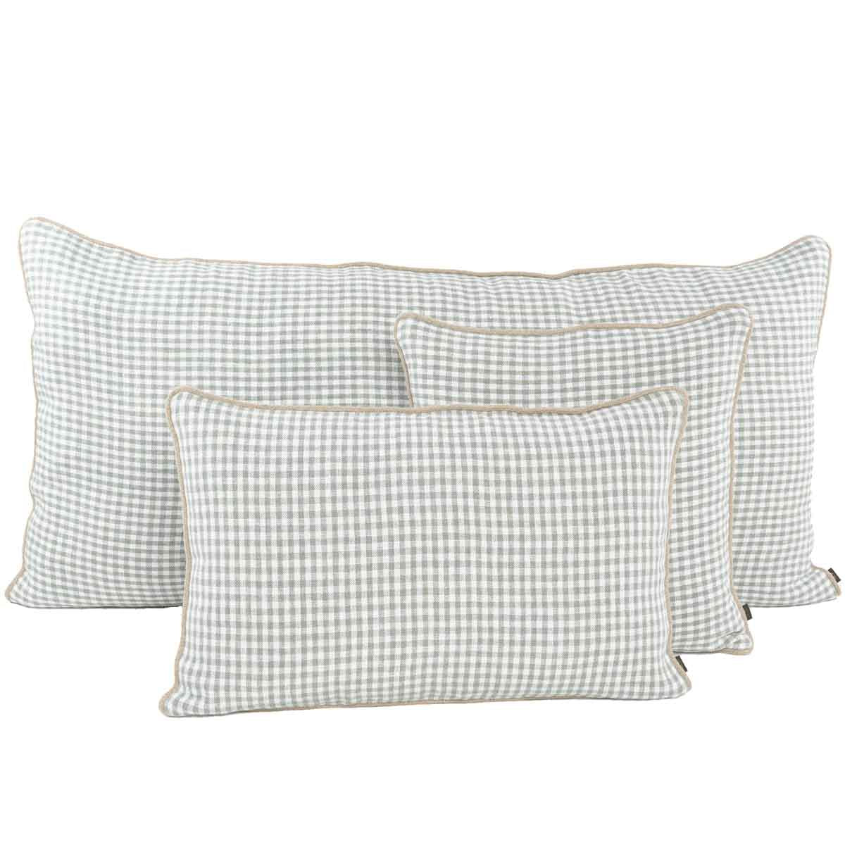 Coussin géant Piana Haomy en lin lavé, motif petits carreaux vichy, coloris Sauge – style naturel et intemporel