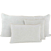 Coussin géant Piana Haomy en lin lavé, motif petits carreaux vichy, coloris Sauge – style naturel et intemporel