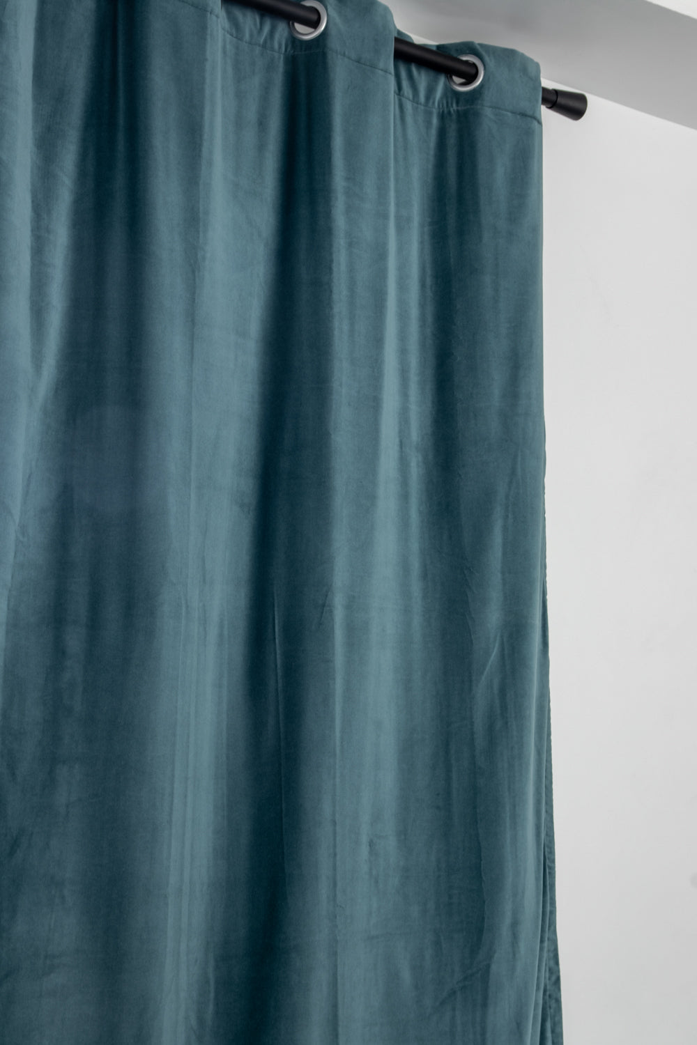 vivaraise-elise rideau  velours doublé 140x280 cm vert de gris