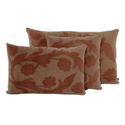 Housse de coussin Odyssée Haomy en coton brodé, coloris Mocaccino – motif artisanal raffiné et finitions soignées