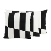 Housse de coussin Sydney Haomy en coton brodé, coloris Noir – élégance, texture graphique et finition raffinée