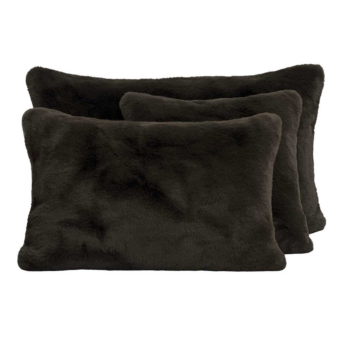 Housse de coussin Chamonix Haomy en fausse fourrure ultra douce, coloris Brun – chaleur et confort pour une déco cocooning