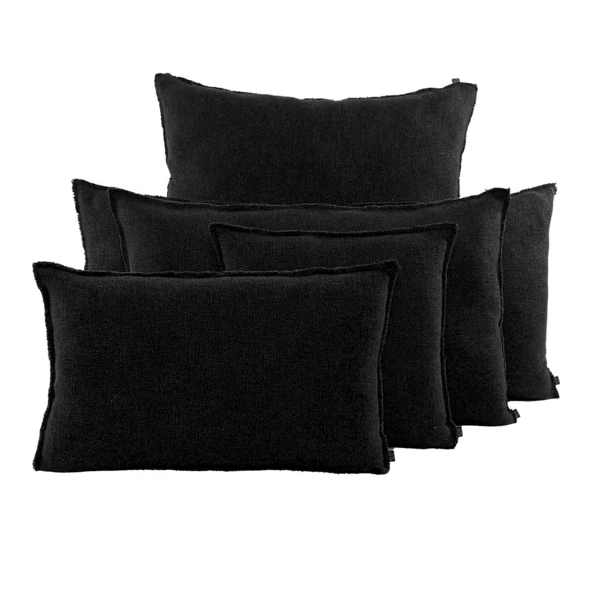 Housse de coussin California Haomy en lin lavé et coton, coloris Noir– texture douce, finitions soignées et 7 coloris disponibles