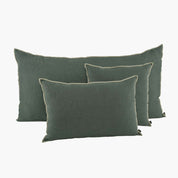 Housse de coussin Chennai en lin lavé avec liseré Pigeon – collection Haomy Harmony Textile, élégance sobre et finition haut de gamme.