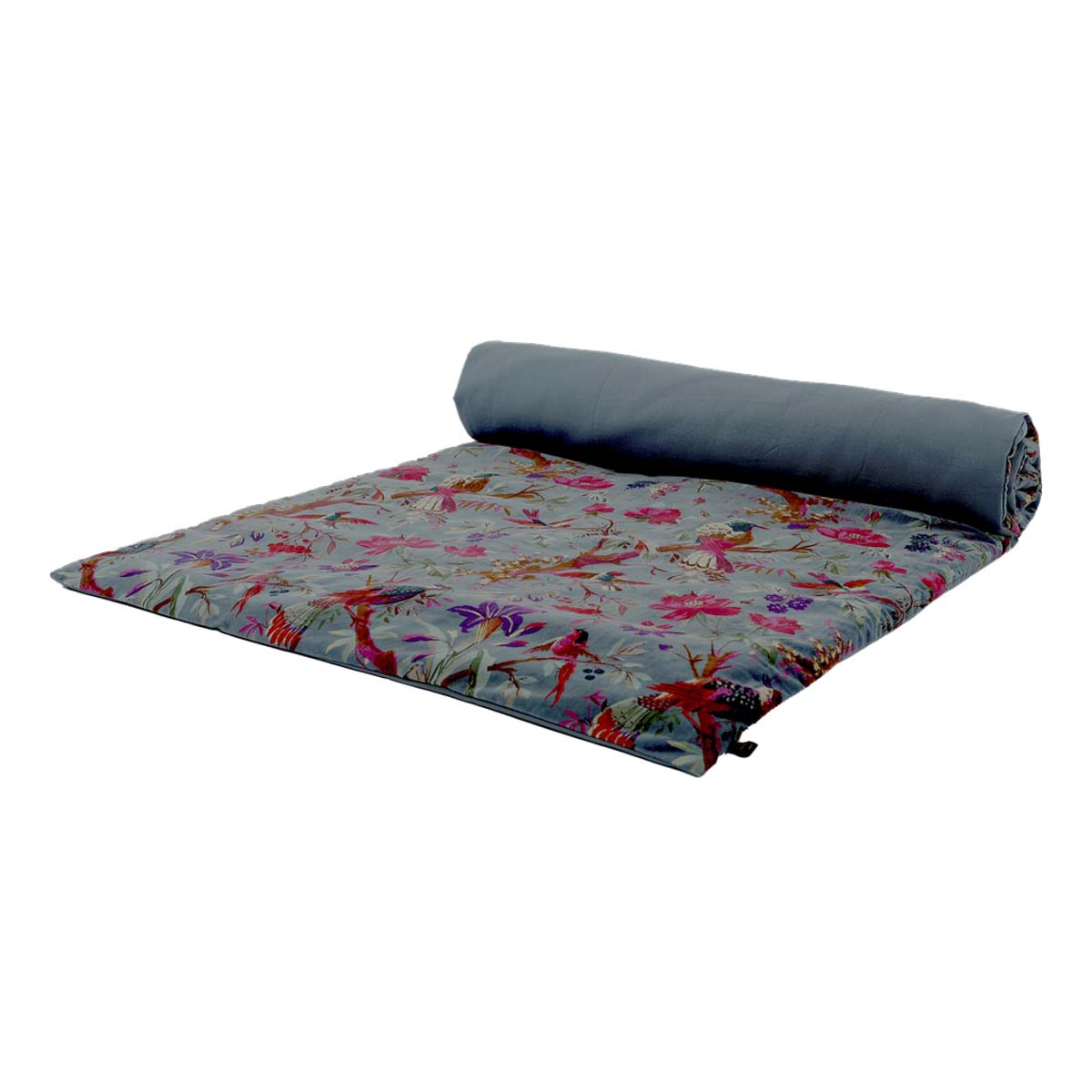 Housse d’édredon Birdy en velours Turquin, imprimé oiseaux et fleurs – Haomy Harmony Textile, ambiance nature chic et cosy.