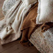 Plaid Megeve Haomy en laine, confort cocooning - 4 teintes élégantes