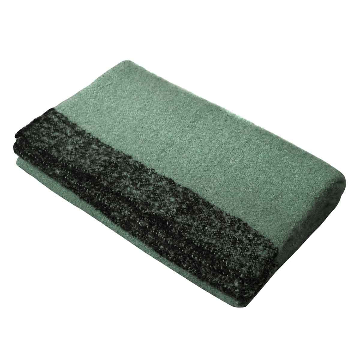 Plaid Aspen en laine – coloris Céladon – Haomy Harmony Textile, texture moelleuse et naturelle pour un intérieur cocooning et raffiné.