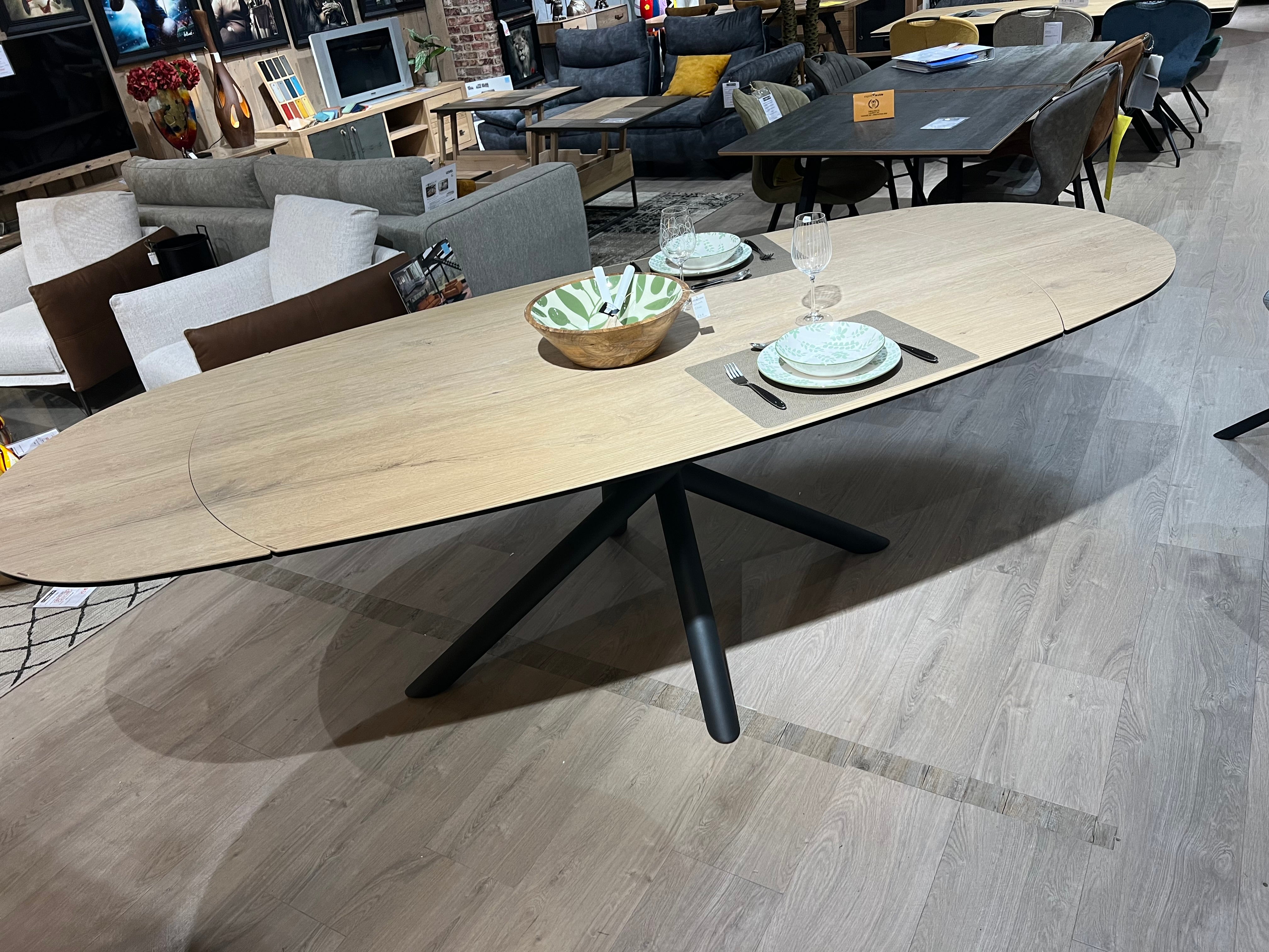 Table en céramique extensible Willard Chêne clair - Home Beddings & Curtains