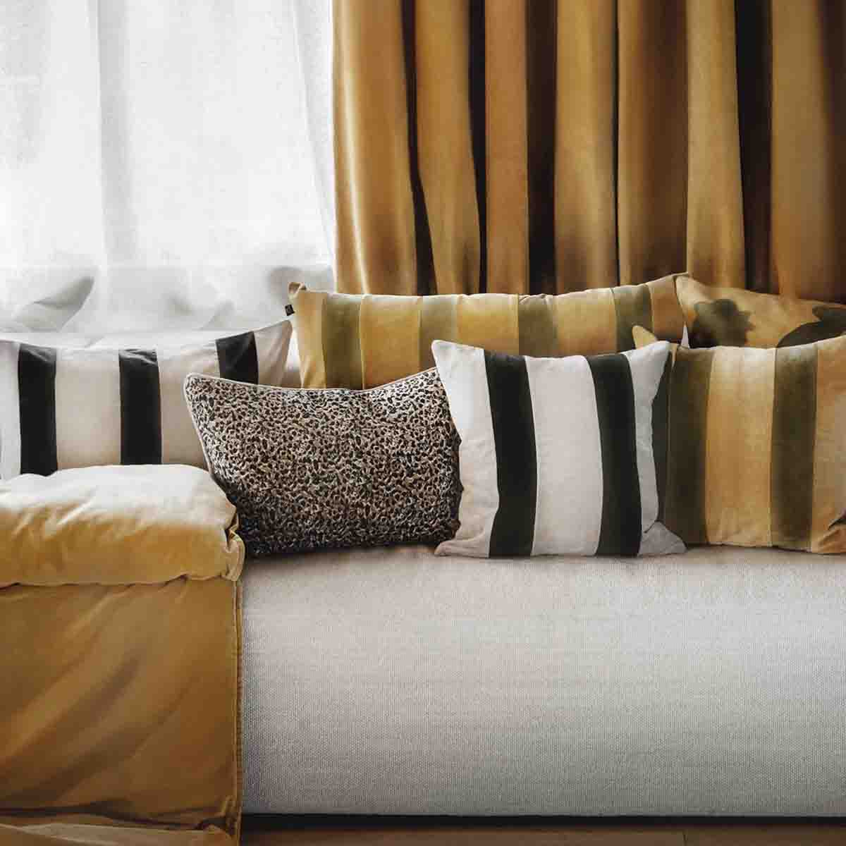 Rio Haomy cushion - velvet striped cover - 4 two-tone shades