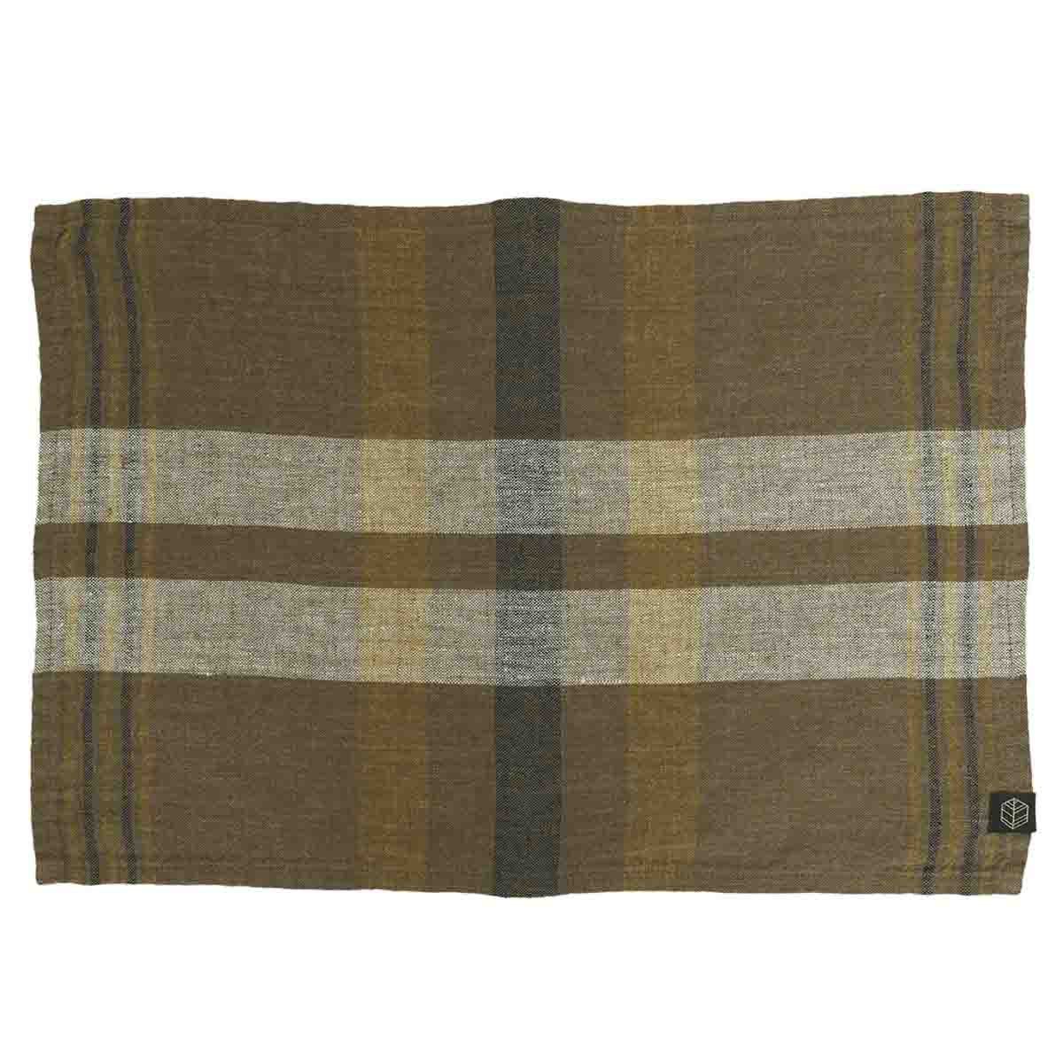 Serviette / set de table Aalborg Haomy en lin et coton, motif à carreaux coloris Kaki – élégance naturelle et finitions soignées