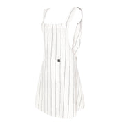 Tablier japonais Calvi Haomy en lin lavé et coton, motif à fines rayures noires – coloris Blanc, coupe croisée et finitions soignées