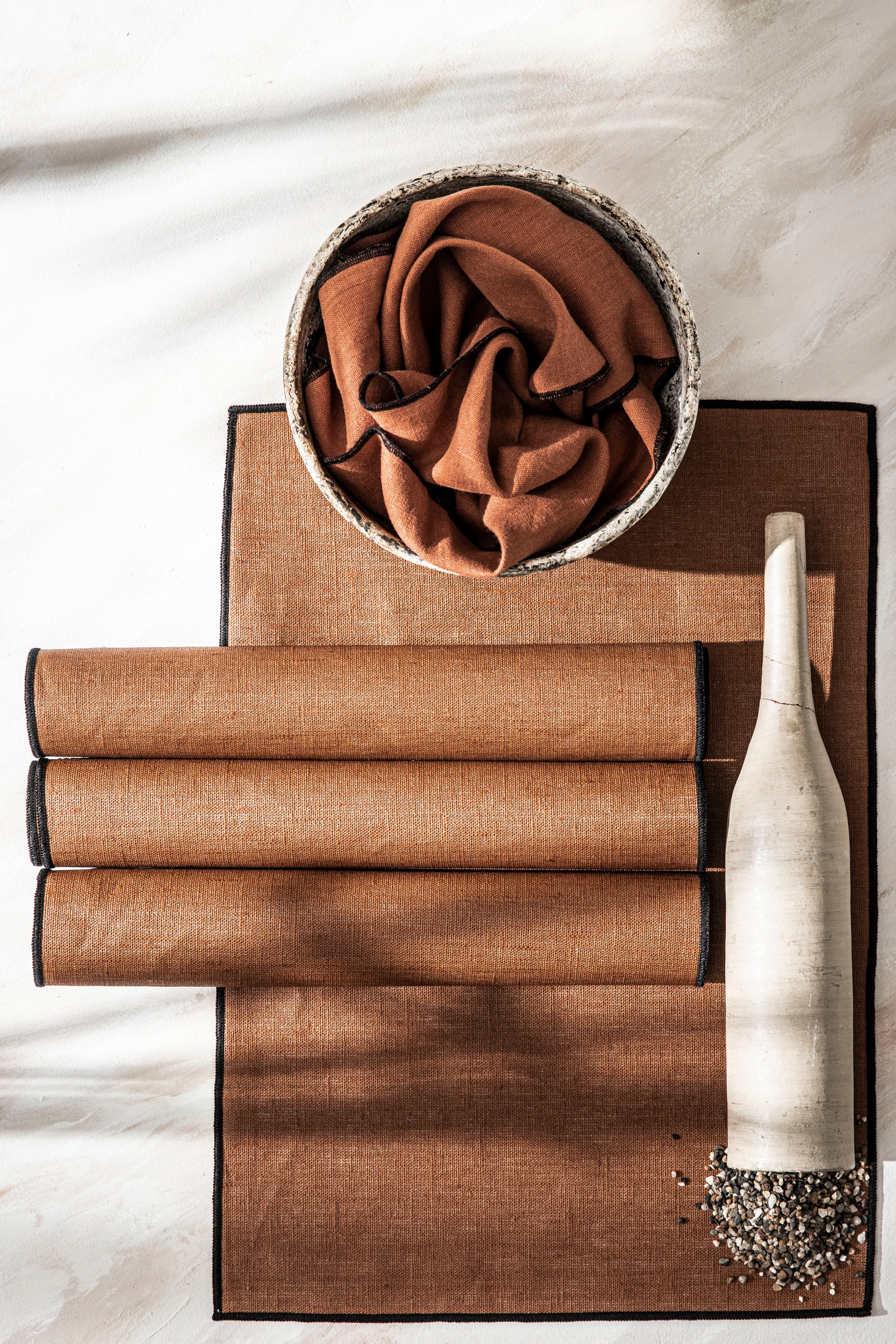 Borgo Haomy placemat in coated linen - 21 harmonious colors