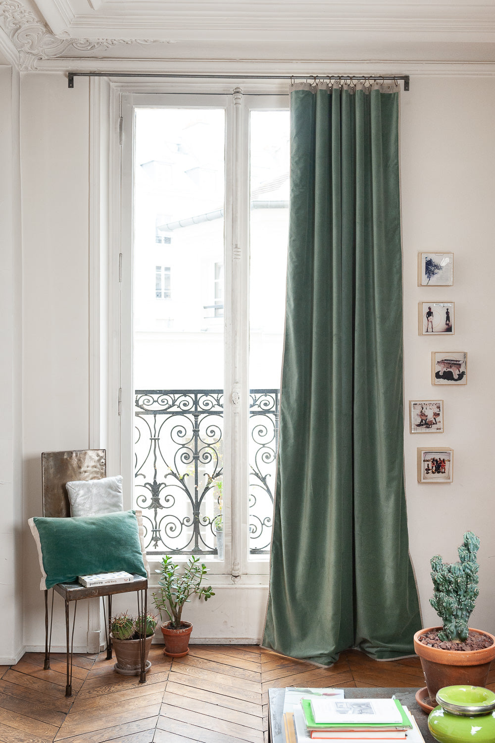 Rideau Médicis en velours celadon– occultant et élégant 130x280 cm