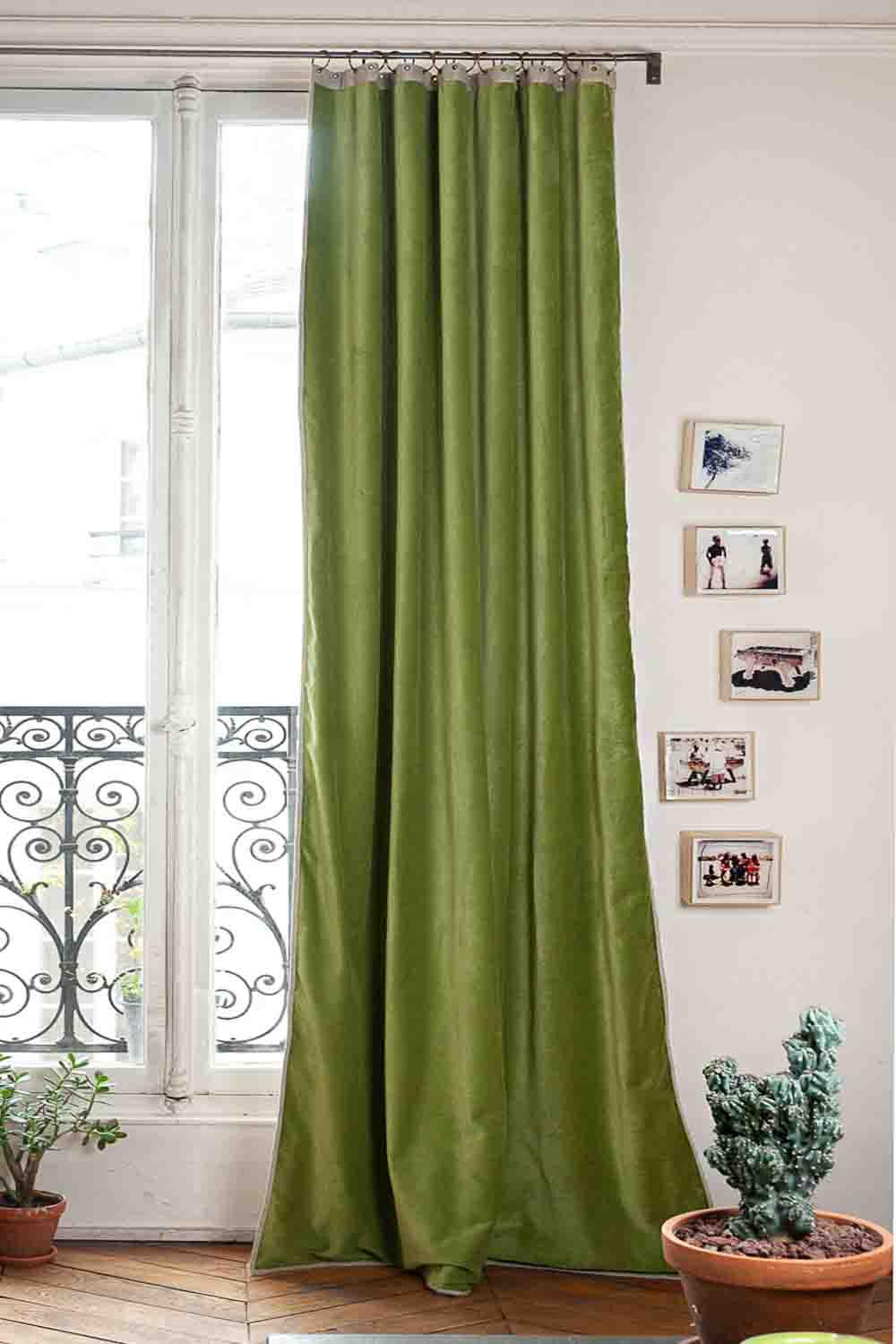 Medicis blackout velvet curtains 130x280 cm - Indian thread