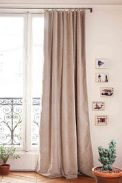 Rideau Médicis en velours sable – occultant et élégant 130x280 cm